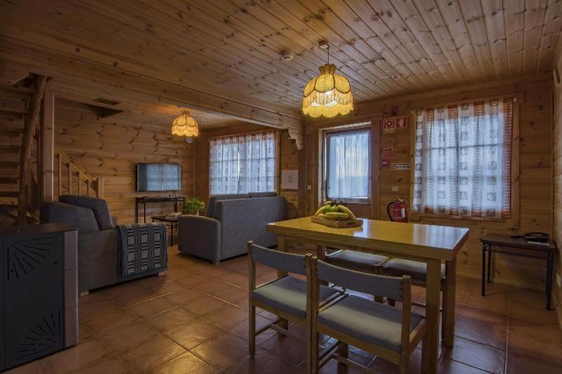 Luna Chalets Da Montanha - Serra Da Estrela Covilhã Oda fotoğraf